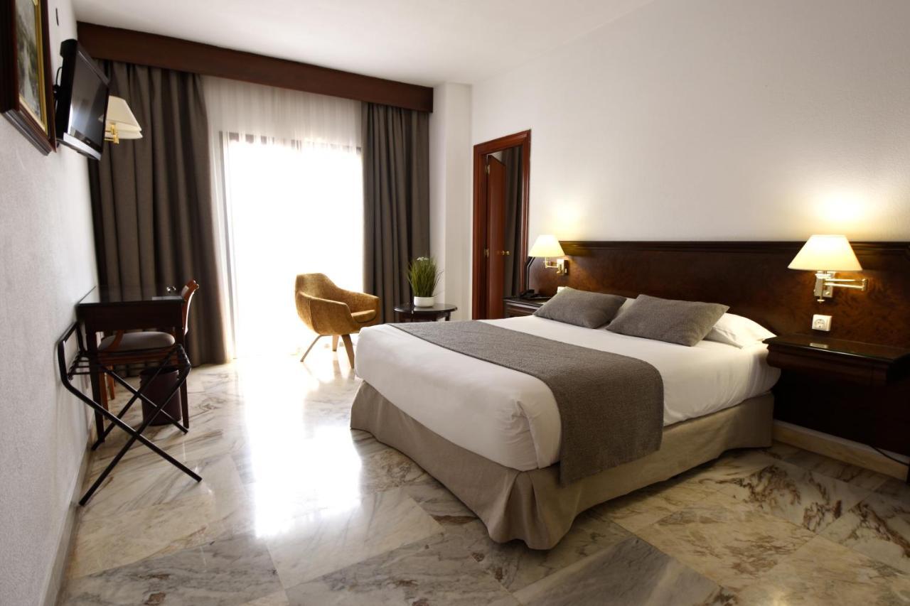 Hotel Turia Valenza Esterno foto