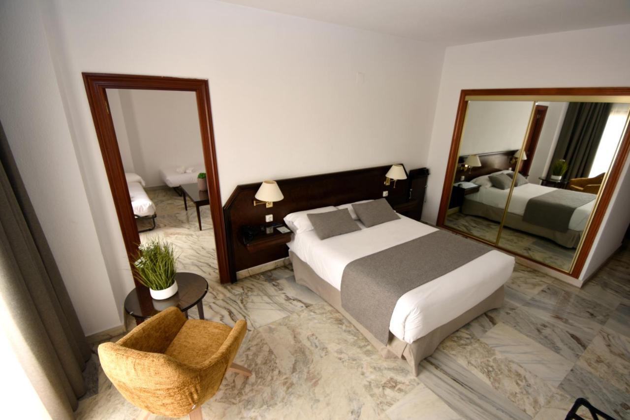 Hotel Turia Valenza Esterno foto
