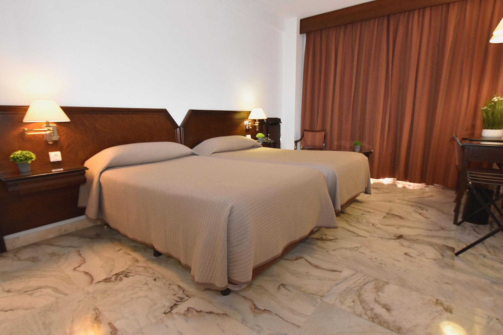 Hotel Turia Valenza Esterno foto