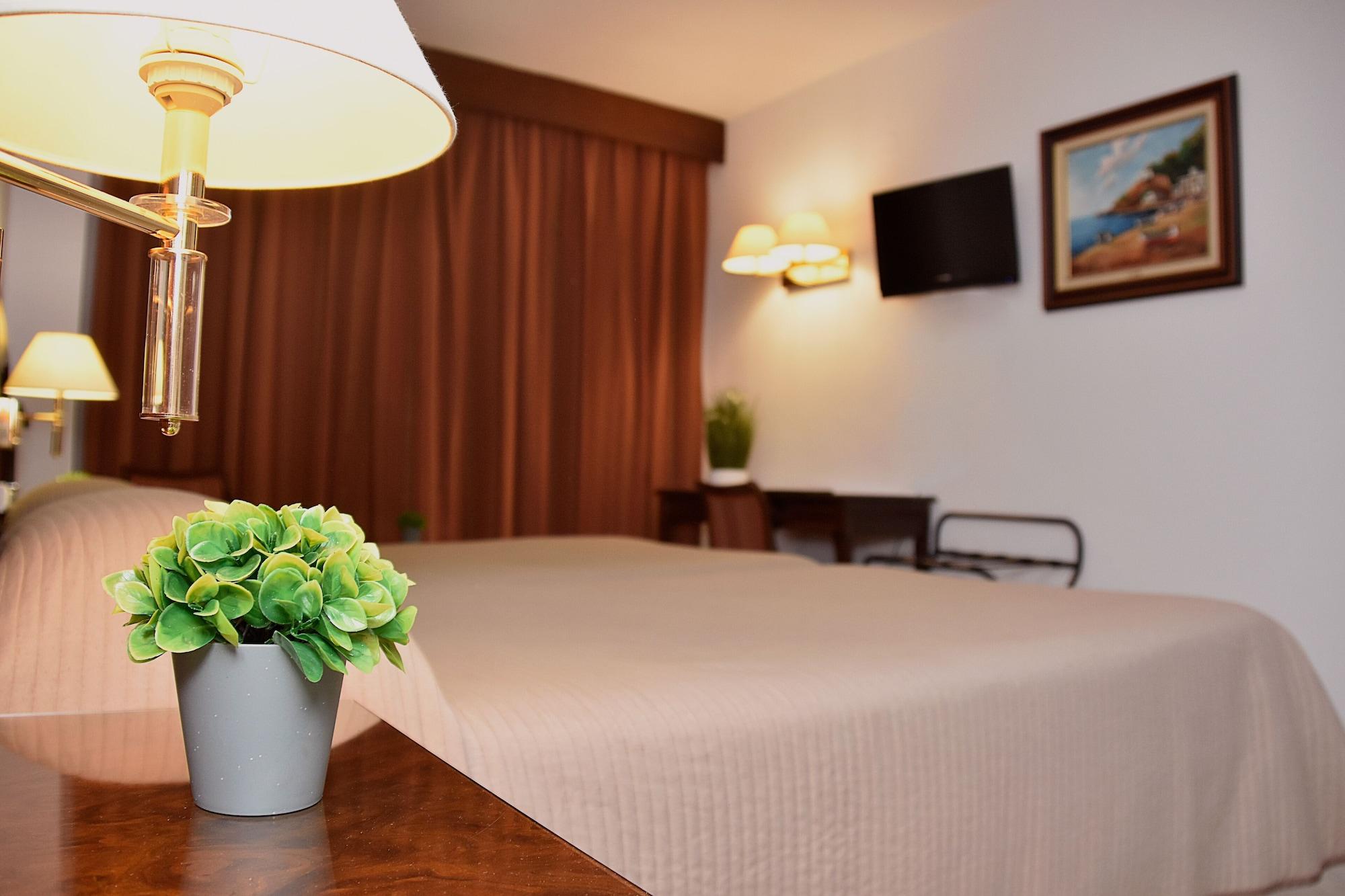 Hotel Turia Valenza Esterno foto
