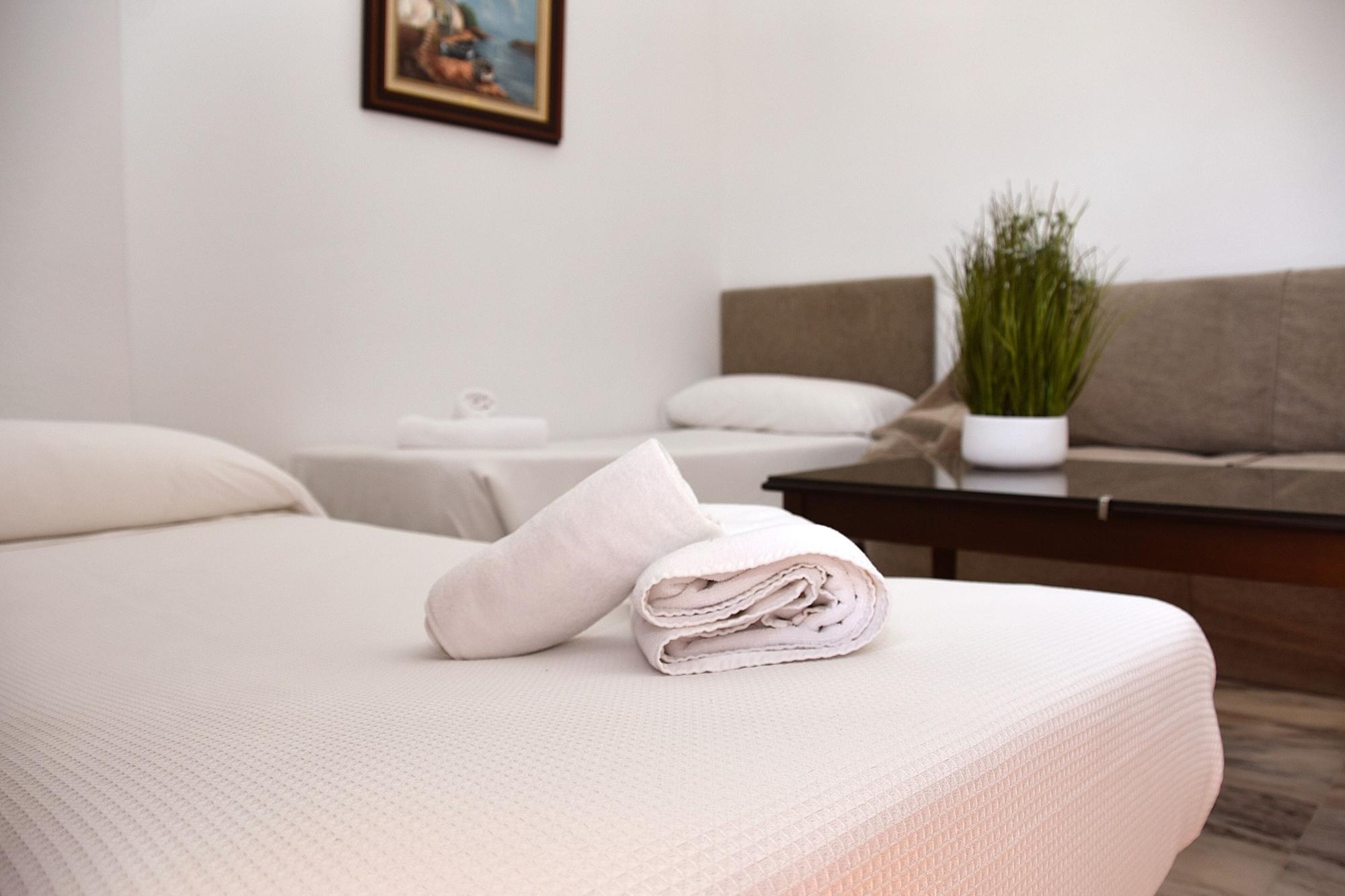 Hotel Turia Valenza Esterno foto